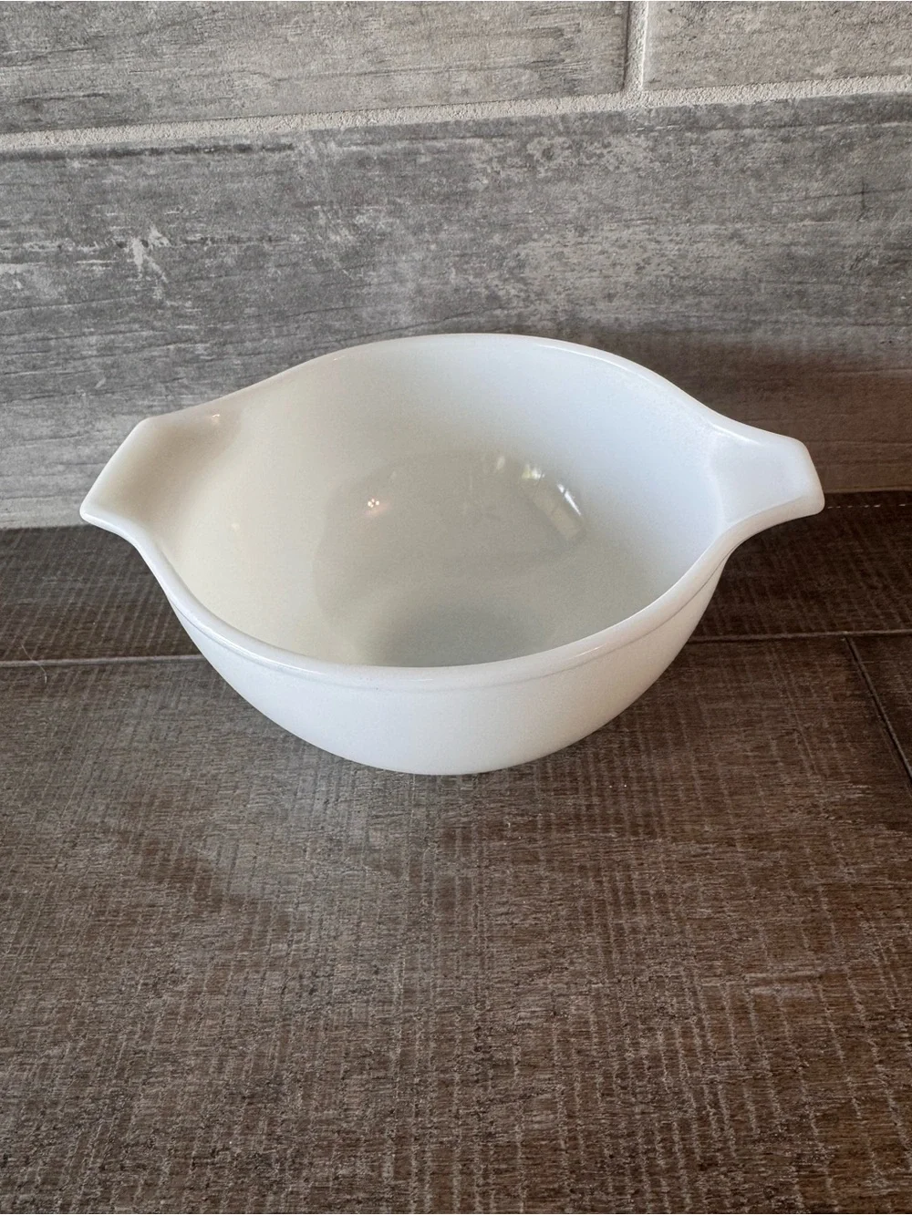 PYREX Vintage White 441 CINDERELLA NESTING MIXING BOWL 1.5 Pt Small